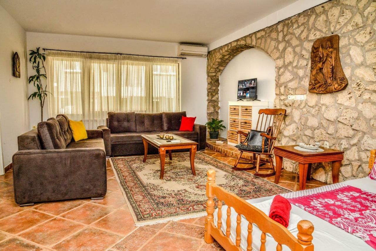 Tomas Apartments Скоп'є Екстер'єр фото
